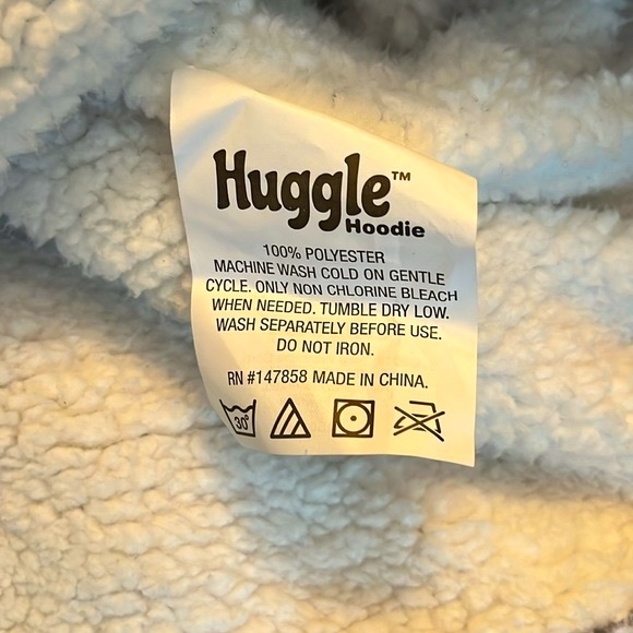 Oversized Huggle Hoodie! - Picture 7 of 7